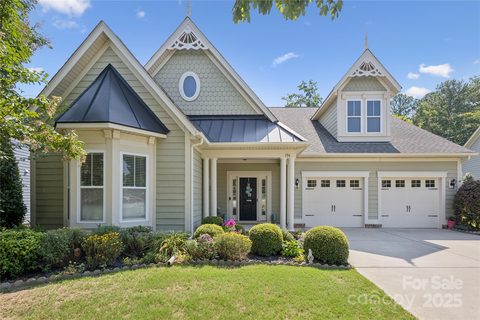 196 Hawks Creek Parkway sold home in Hawks Creek, Fort Mill, SC