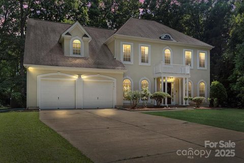 7151 Plough Drive sold home in Windermere, Mint Hill, NC