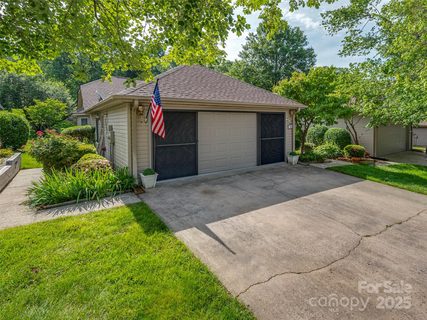 12 Tisha Lane sold home in The Willows, Hendersonville, NC