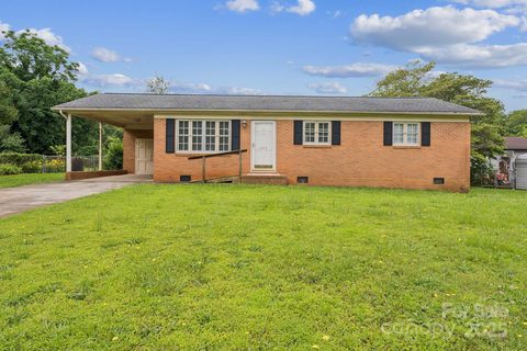 1019 Carmel Drive sold home in Carmel Park, Gastonia, NC