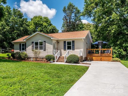 618 Springfield Drive sold home in Spring Hill, Concord, NC