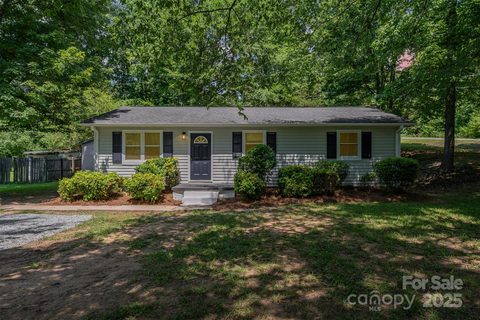 3724 Patricia Drive sold home in Crestview, Concord, NC