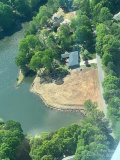 214 Farmstead Lane pending lot in Farmstead, Mooresville, NC