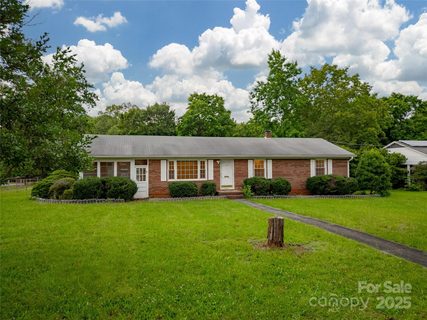 1132 Arbor Drive sold home in Meadowbrook, Salisbury, NC