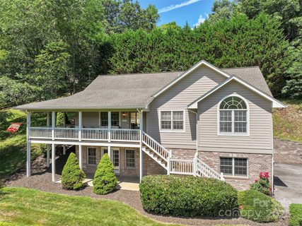 2375 Crymes Cove Road sold home in The Meadow, Waynesville, NC