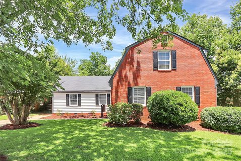 3909 Woodbriar Trail sold home in Central Park, Charlotte, NC