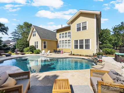 163 Shoreline Parkway sold home in Lakeshore, Tega Cay, SC