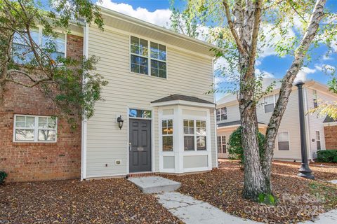 11521 Savannah Creek Drive sold home in Savannah Townhomes, Charlotte, NC