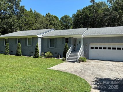 3711 Davis Drive sold home in East Providence Estates, Charlotte, NC