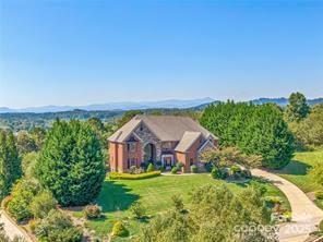 38 Bradford Vista sold home in Waterford Lakes, Fletcher, NC