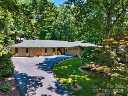 23 Indigo Way sold home in Timbercreek, Hendersonville, NC