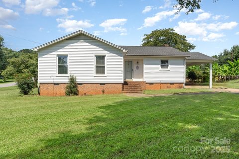 4816 Buckeye Lane sold home in Cedar Grove, Gastonia, NC