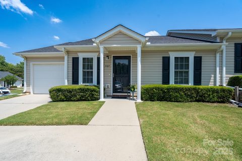 407 Hertling Drive sold townhome in Sapphire Hills, Concord, NC