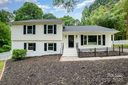 8025 Cliffside Drive sold home in Charlotte, SC