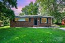 5323 Snow White Lane sold home in Charlotte, SC