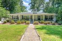 304 W Colonial Drive sold home in Salisbury, SC