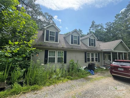 423 Crocus Lane sold home in Jarrett Hills, Sylva, NC
