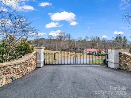 9999 Settlers Trail sold home in Settlers Cove, Mars Hill, NC
