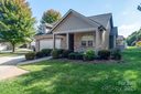 860 Wynnshire Drive sold home in Hickory, SC