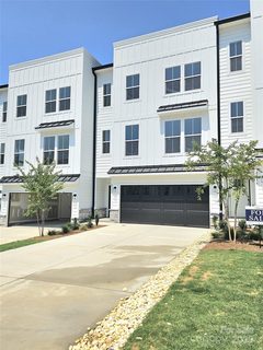 2137 Barrowcliffe Drive sold townhome in Christenbury Greene, Concord, NC