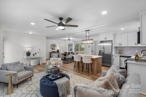4932 Delivau Drive sold home in Hope Valley, Charlotte, NC