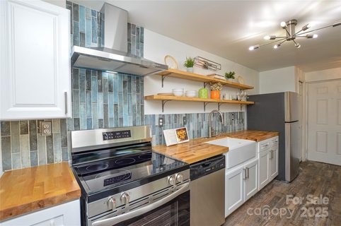 9325 Old Concord Road sold condo in Shannon Green II, Charlotte, NC