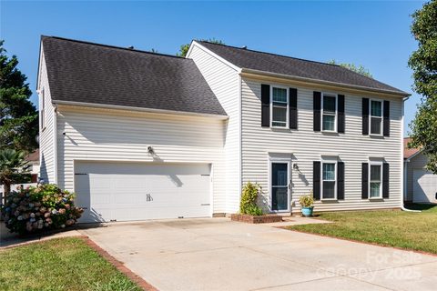 2085 Chapel Creek Road sold home in Autumn Ridge, Concord, NC