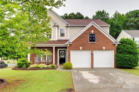 2103 Cantata Court sold home in Wynchase, Matthews, NC