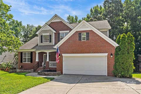 12336 Tantallon Court sold home in Glenfinnan, Pineville, NC