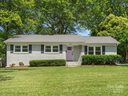 3839 Woodleaf Road sold home in Charlotte, SC