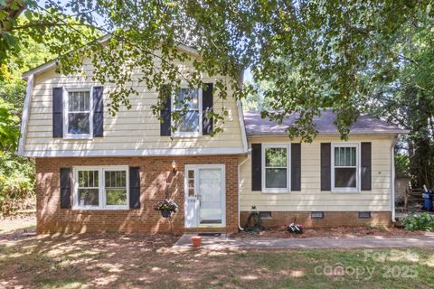 2508 Wood Star Court sold home in Wood Hollow, Matthews, NC