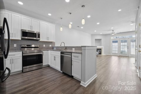 4211 Center Place Drive