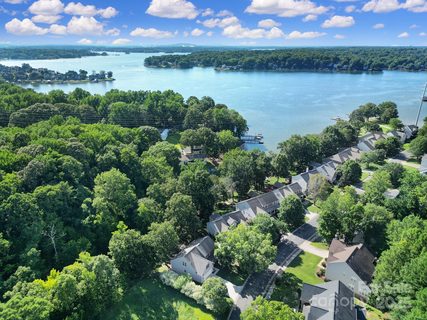 1345 Shimmer Light Circle sold home in Sunset Point, Rock Hill, SC
