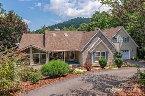24 Moriah Lane sold home in Applewood Estates, Asheville, NC