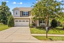 130 E Warfield Drive sold home in Mooresville, SC