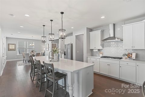 2225 Masons Bend Drive