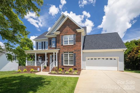 2574 Ironwood Drive sold home in Old River Falls, Hickory, NC