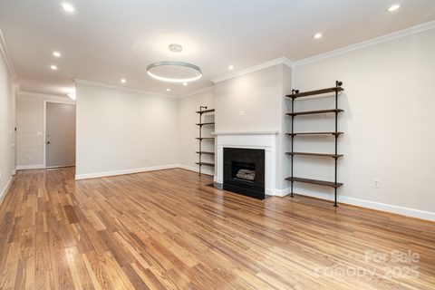 830 Cherokee Road