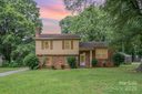 6613 Caudell Place sold home in Charlotte, SC