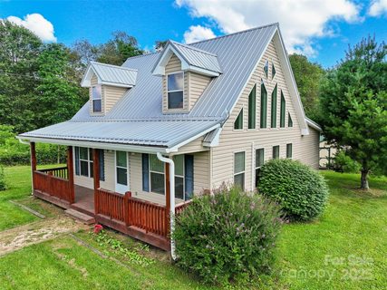 715 Windswept Ridge Road sold home in The Glade, Canton, NC