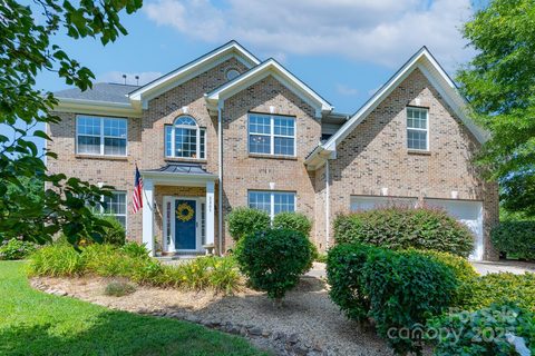 2205 Harding Place sold home in Shiloh Trace, Indian Trail, NC