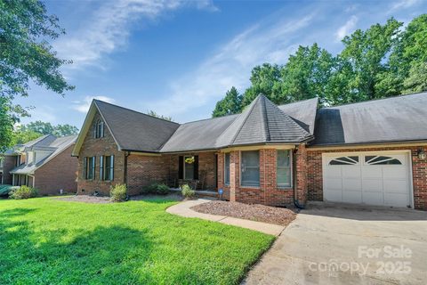 2601 Independence Way sold home in Jefferson Woods, Gastonia, NC