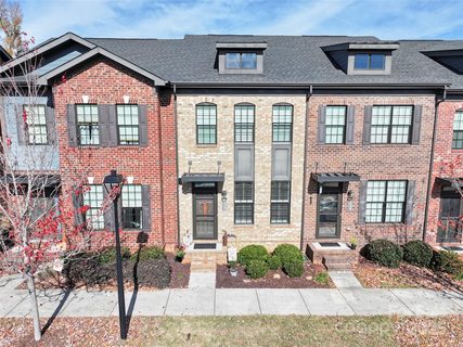 120 Linestowe Drive sold home in Aberfoyle, Belmont, NC