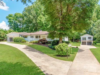 607 W School Street sold home in Carolina Terraces, Maiden, NC