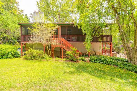 29 Whipporwill Drive sold home in Timber Trail, Weaverville, NC