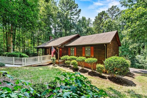 1408 Kensington Circle sold home in Nottingham Estates, Newton, NC