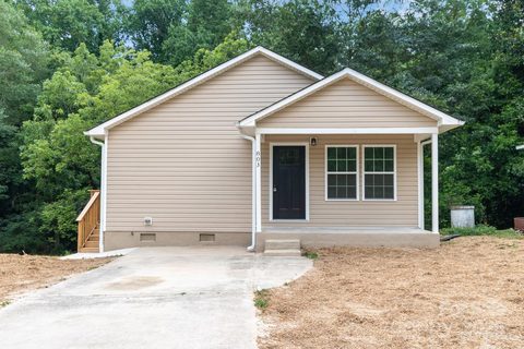 803 Evening Shade Lane