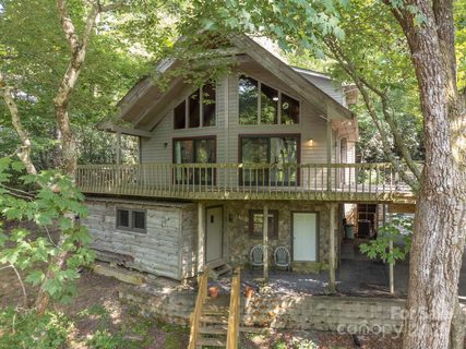 181 Hiwassee Road sold home in Indian Lake Estates, Lake Toxaway, NC