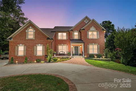 20340 Cathedral Oaks Drive sold home in Crown Harbor, Cornelius, NC