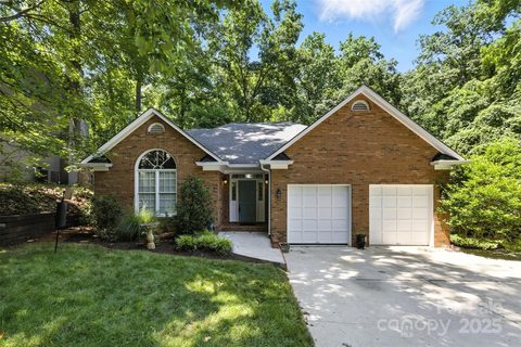 6907 Pleasant Drive